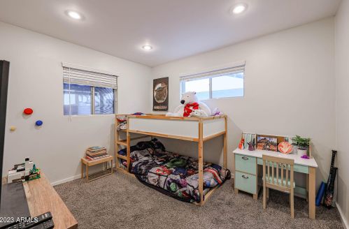 4820 14th Ave, Phoenix AZ  85013-2414 exterior