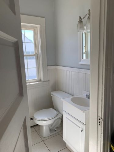 7 Standish St, Worcester MA 01604-3211 exterior