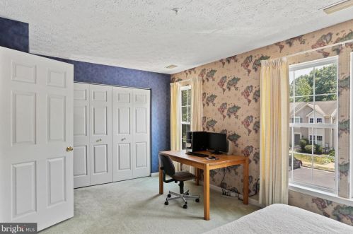 224 Foxtree Dr, Glen Burnie MD 21061-6347 exterior