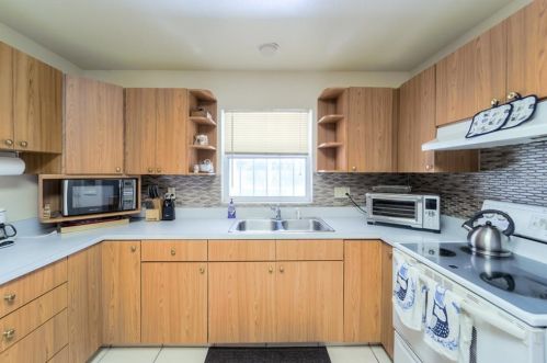 2503 21st Ave, Tampa FL 33605-2302 exterior