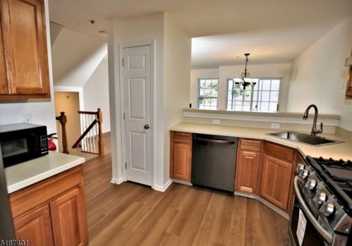 706 Wendover Ct, Dover NJ 07869-1641 exterior