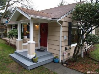 9214 14 Ave, Seattle WA  98177-3867 exterior