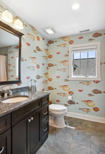 2955 Sunnyside Ave, Chicago IL 60630-3923 exterior