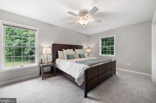 801 White Marsh Ct, Huntingtown MD 20639-2802 exterior