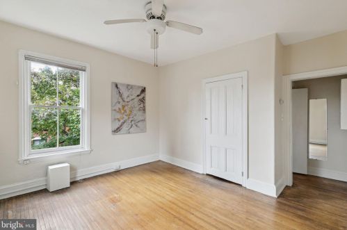 601 18 St, Philadelphia PA 19140-1013 exterior