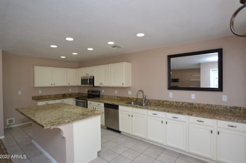 2152 Hawken Way, Chandler AZ  85286-6109 exterior