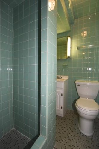 3951 Edge Rd, Pittsburgh PA 15227-3409 exterior