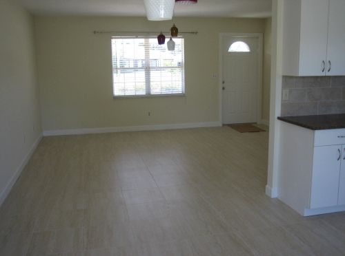 285 Bridgeport Dr, Fort Pierce, FL 34953-7112