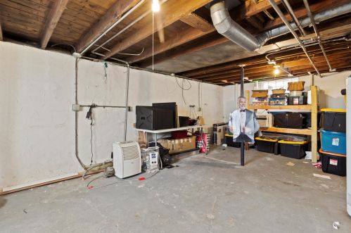 531 72, Milwaukee WI 53213-3728 exterior