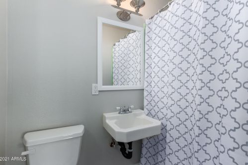 700 Oakland St, Chandler AZ  85225-4794 exterior