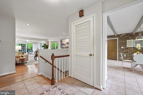 13305 Old Forge Rd, Silver Spring, MD 20904-6328