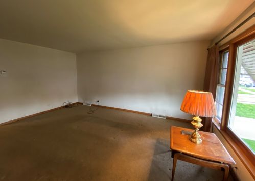 3952 109th St, Chicago, IL 60655-3926