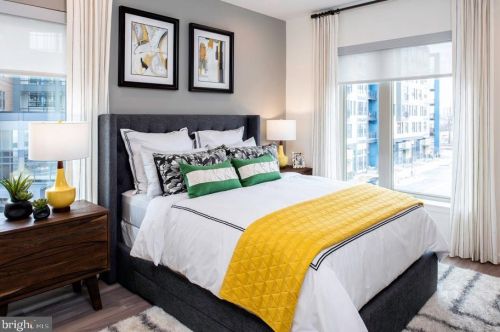 1904 Chapman Ave, Rockville MD 20852-1687 exterior