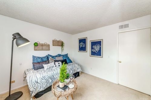 2624 Monterey Pl, Fullerton CA 92833-2084 exterior