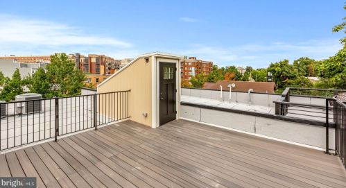 3719 New Hampshire Ave, Washington DC  20010-1601 exterior