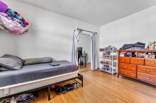 43 Adelaide St, Hartford CT 06114-1802 exterior