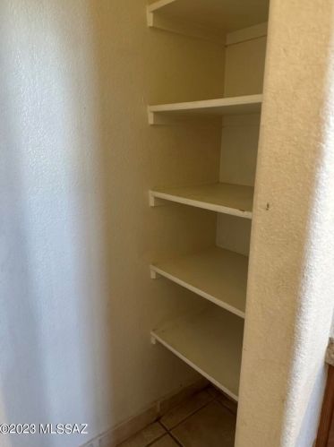 1765 Ransom Oaks Dr, Tucson AZ 85746-3173 exterior