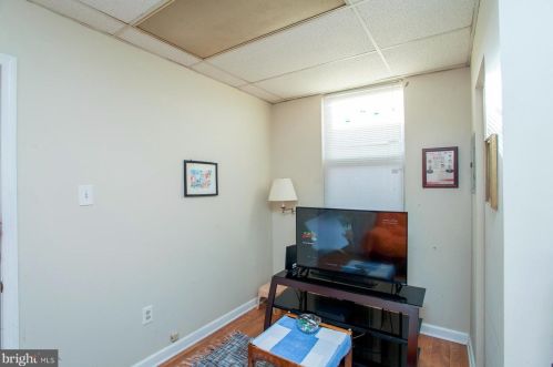 7316 Frankford Ave, Philadelphia PA 19135-3405 exterior