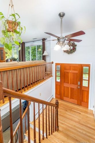 14 Loren Cir, Windsor CT 06095-1011 exterior