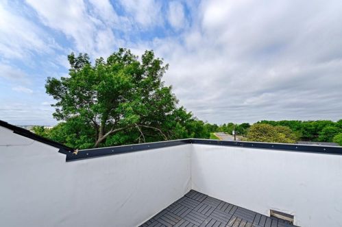 3903 Bernal Dr, Dallas TX 75212-3302 exterior