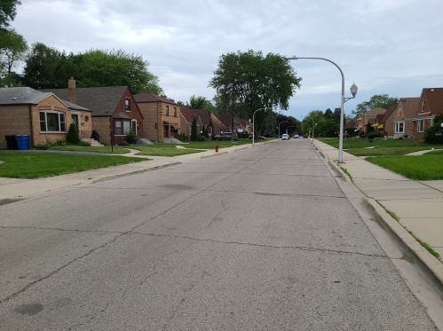 10942 Peoria St, Chicago, IL 60643-3812