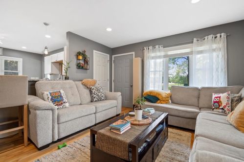 4800 Layton Ave, Milwaukee WI  53220-4144 exterior