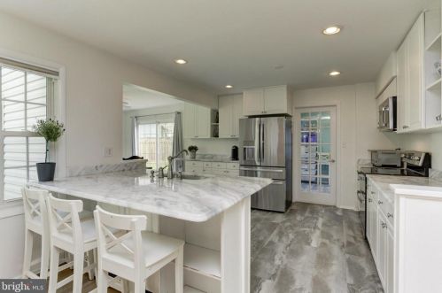 14408 Butternut Ct, Rockville MD exterior