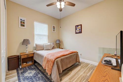 5809 Blue Bonnet Ct, Fort Pierce FL  34986-4186 exterior