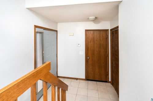 1002 Missouri Ave, Duluth, MN 55811-4922