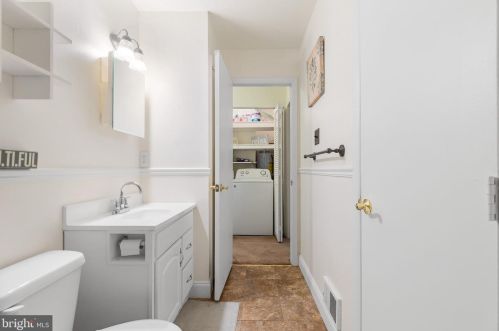 1 Ferris Ct, New Castle DE  19720-5169 exterior