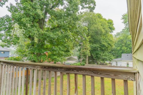 3170 Donald Ave, Meskegon MI 49442-4516 exterior