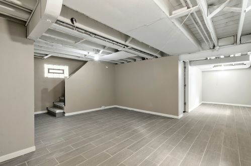 9847 Charles St, Chicago IL 60643-2105 exterior