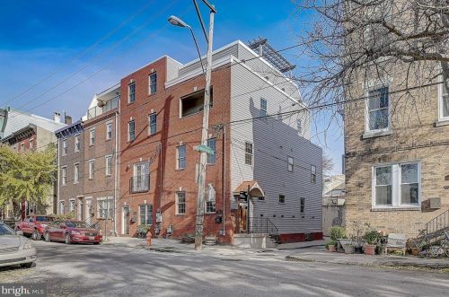 985 6th St, Philadelphia PA  19123-1405 exterior