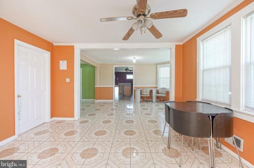 15 Pne St, Camden NJ 08103-3353 exterior