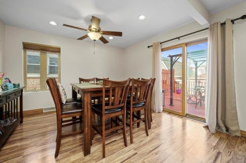 6129 Mcvicker Ave, Chicago IL 60638-4325 exterior