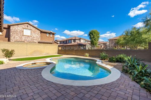 21713 38th Way, Phoenix AZ  85050-4923 exterior