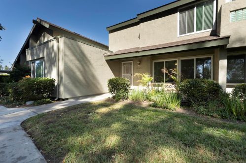 10894 Caravelle Pl, San Diego, CA 92124-2039