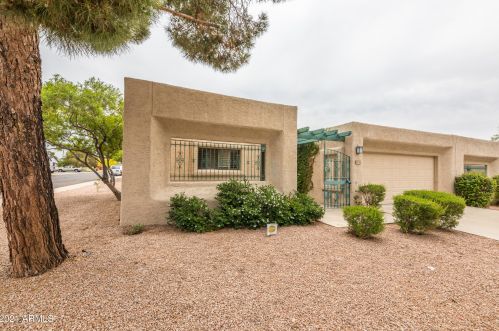 4245 43rd St, Phoenix AZ  85018-4213 exterior