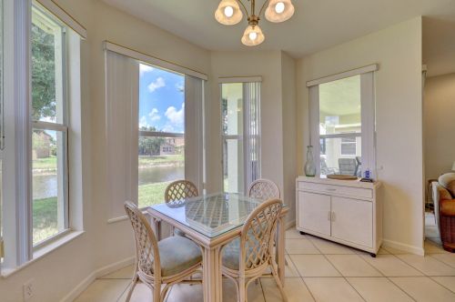 1839 Jamesport Dr, Fort Pierce FL 34953-4599 exterior