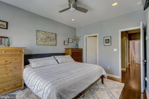 1333 Howard St, Philadelphia PA 19122-3209 exterior