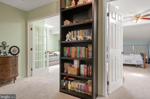 136 Pinnacle Point Dr, Lancaster PA  17601-1771 exterior