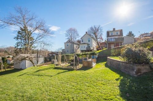 124 Frd St, Pittsburgh PA 15122-4106 exterior