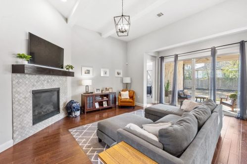 12612 Cardinal Flower Dr, Austin TX  78739 exterior