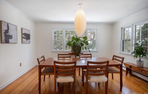 97 Holmes Rd, Ridgefield CT  06877-4303 exterior