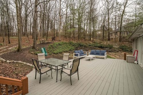 11070 Rambling Oaks Dr, Saint Louis MO 63128-2036 exterior