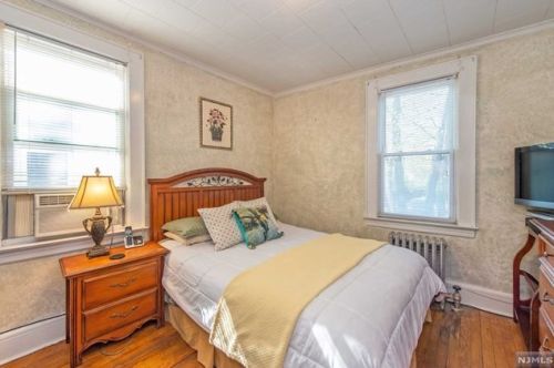 5 Wilfred St, Montclair NJ 07042-1644 exterior