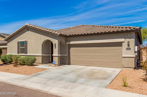 3422 Carter Rd, Phoenix AZ  85041-6135 exterior