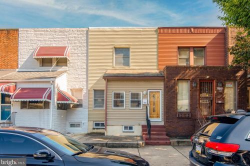 2725 Darien St, Philadelphia, PA 19148-5001