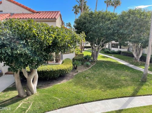 4687 San Sebastian Dr, Oxnard CA  93035-3644 exterior