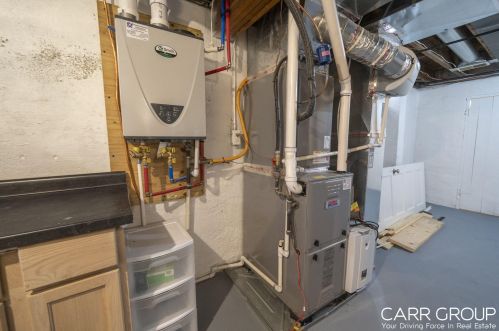 1817 Paris Ave, Grand Rapids MI 49546-6272 exterior